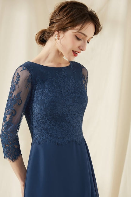 Robe Moulante Cocktail En Dentelle - gallery 4