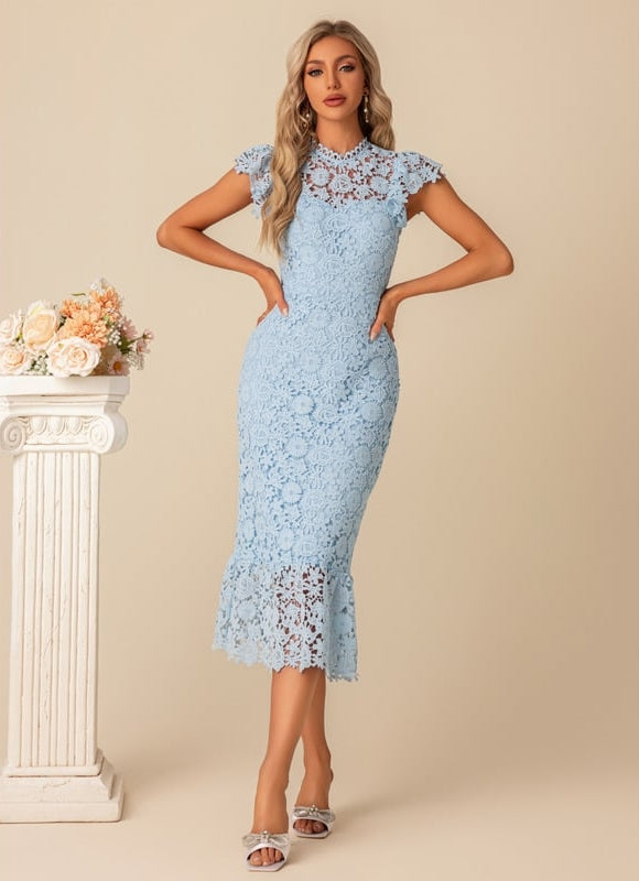 Robe Moulante En Dentelle Bleue - gallery 1