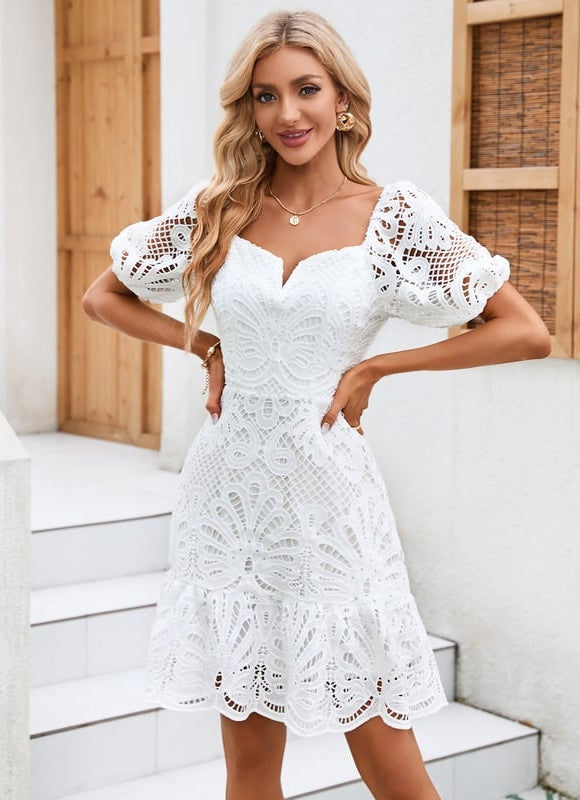 Robe Moulante Blanche Brodée - gallery 1