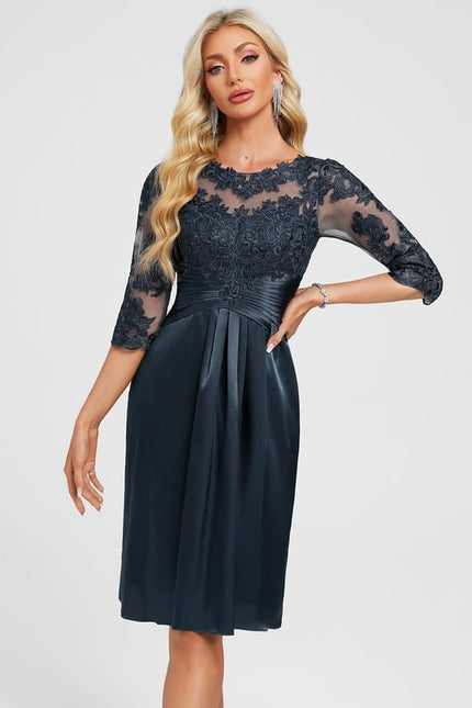 Robe Moulante Satinée Brodée