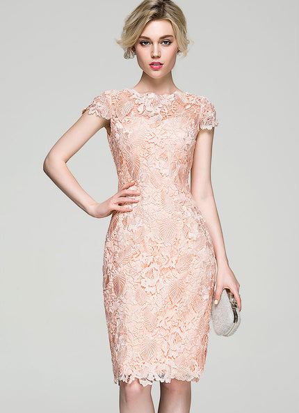 Robe Courte Moulante Dentelle